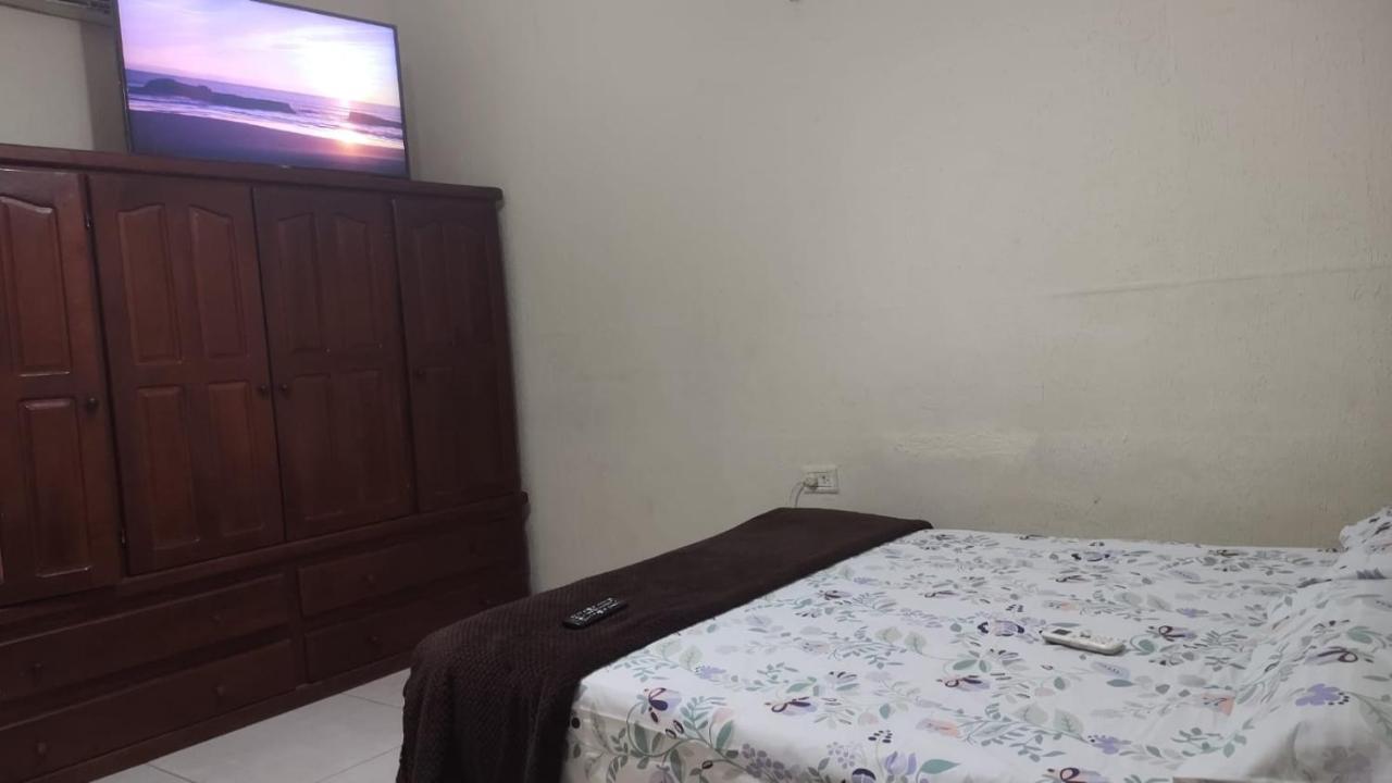 Residencia Dos Soles -Resistencia Chaco Villa Ngoại thất bức ảnh